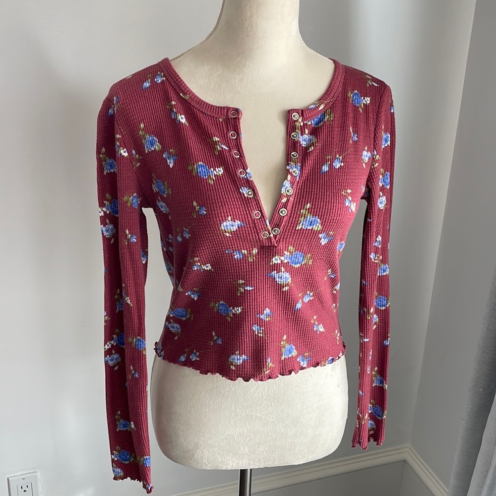 Long Sleeve Floral Henly Top with snaps